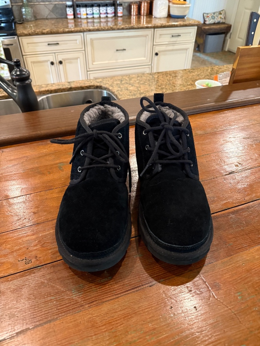 Men’s uggs